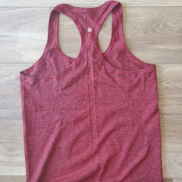 EUC Lululemon Swiftly Tech Tank, size 12, heathered red with black - Picture 14 of 14